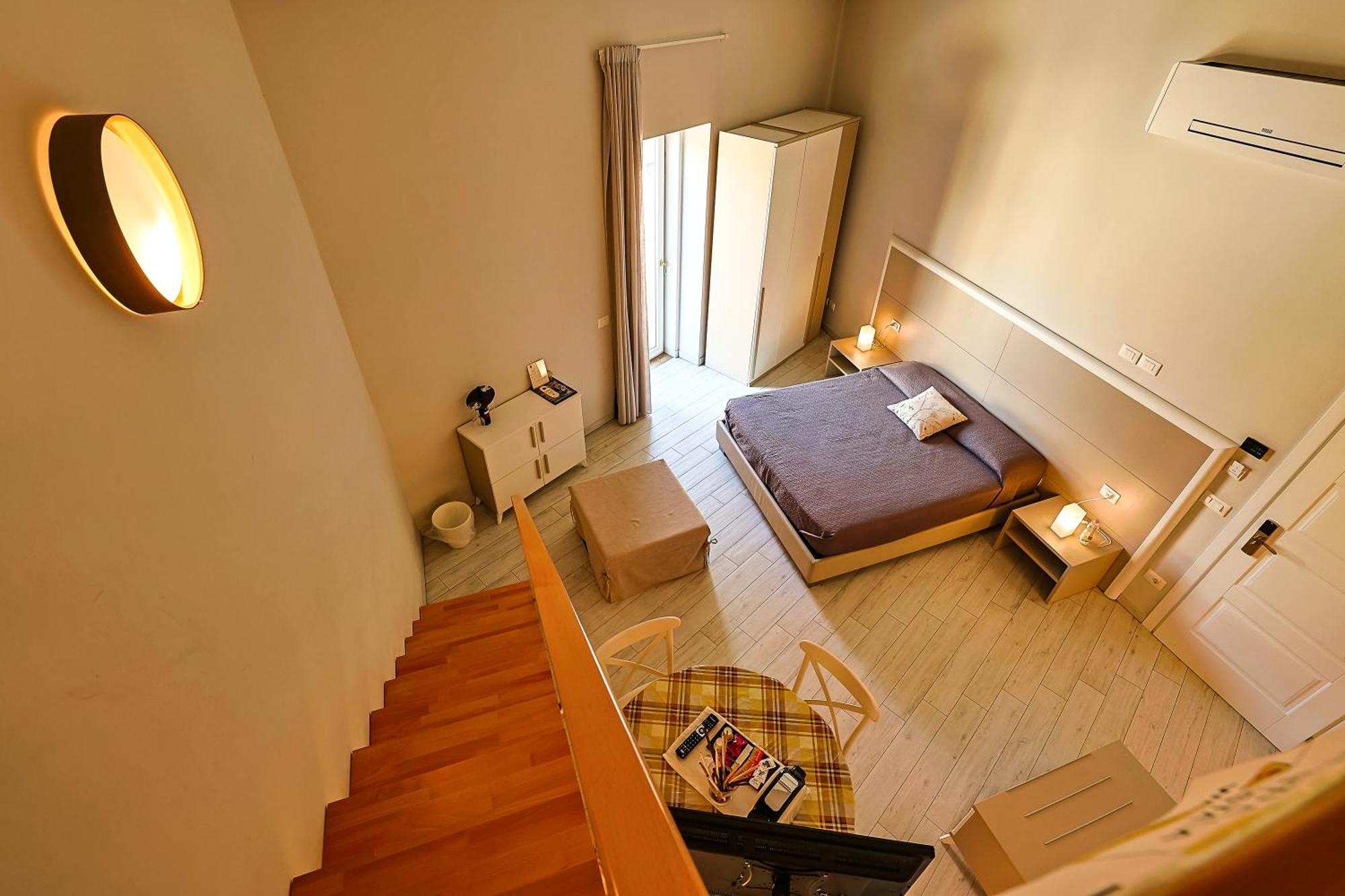 Le Suite Polistena Exterior foto
