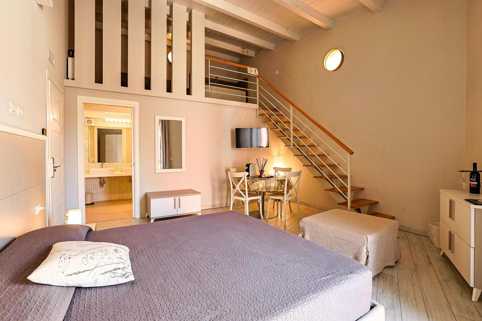 Le Suite Polistena Exterior foto