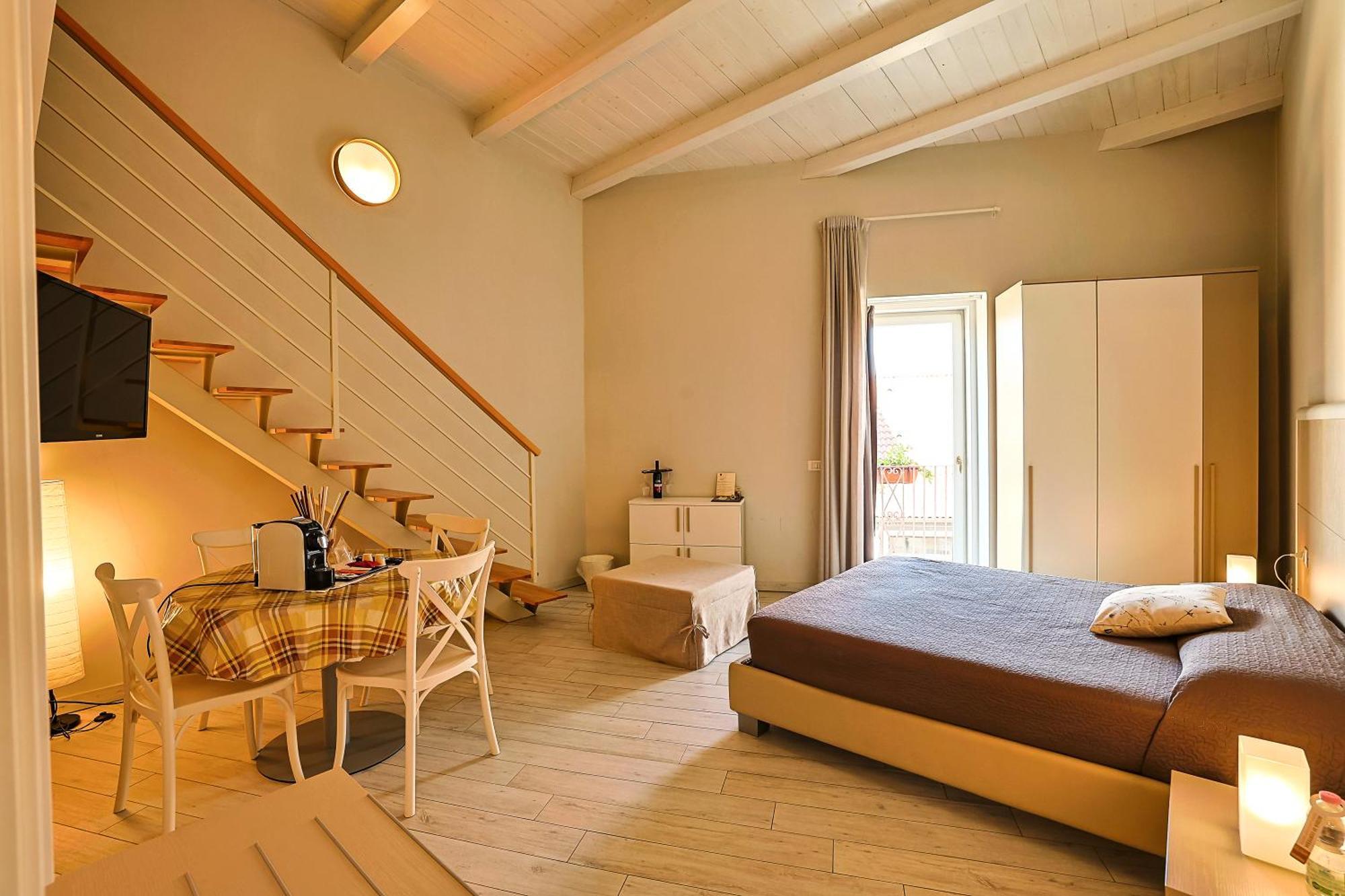 Le Suite Polistena Exterior foto